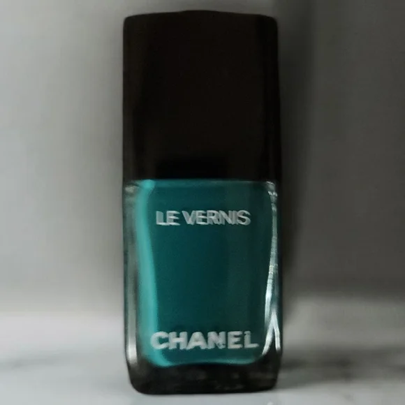 1 Authentic Channel Limited Edition Color Longwear Nail Polish Never Opened - Picture 6 of 8